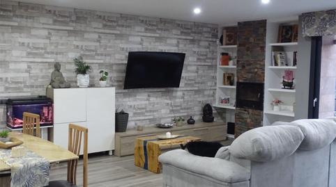 Foto 2 de Casa o chalet en venta en Carrer D'enric Morera, 27, Lliçà d'Amunt, Barcelona