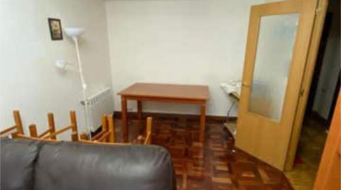 Foto 3 de Piso de alquiler en El Parque - Zapatón, Torrelavega