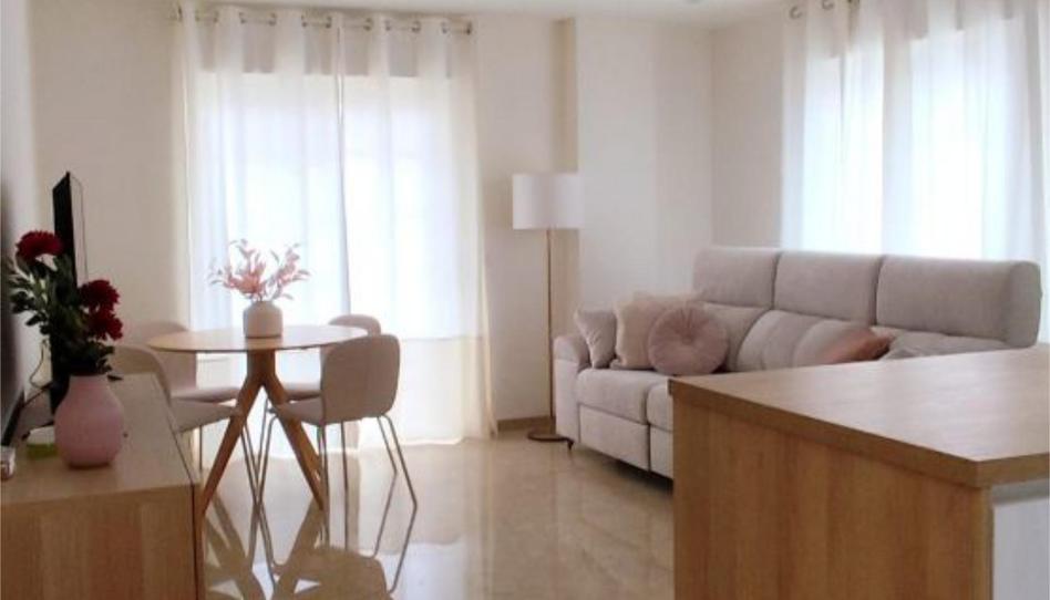 Piso de alquiler en Calle Natalia de Castro, 6, Linarejos, Linares - imagen 1 Foto 1 de Piso de alquiler en Calle Natalia de Castro, 6, Linarejos, Linares