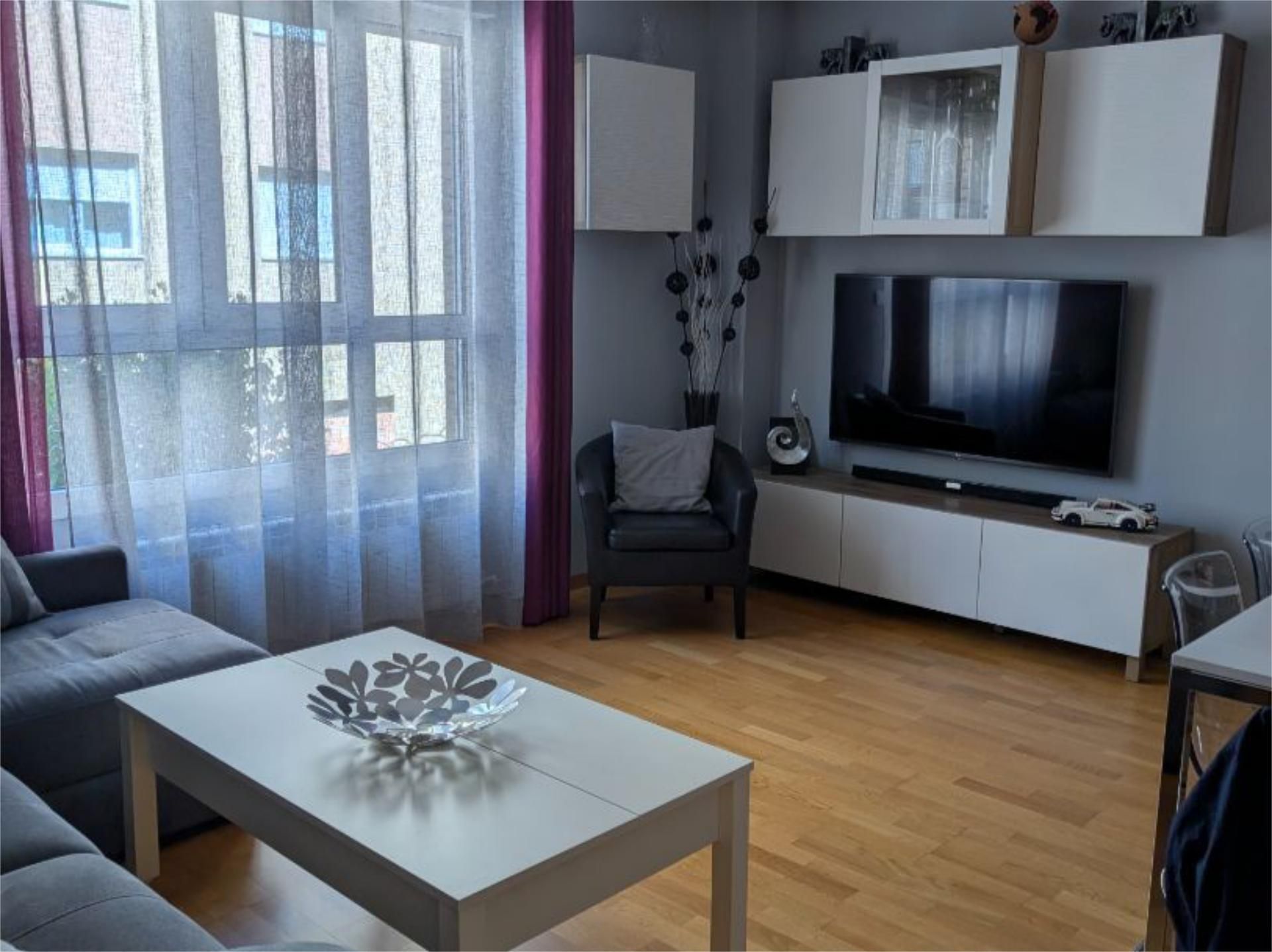 Sala d'estar de Pis en venda en Valladolid Capital amb Aire condicionat