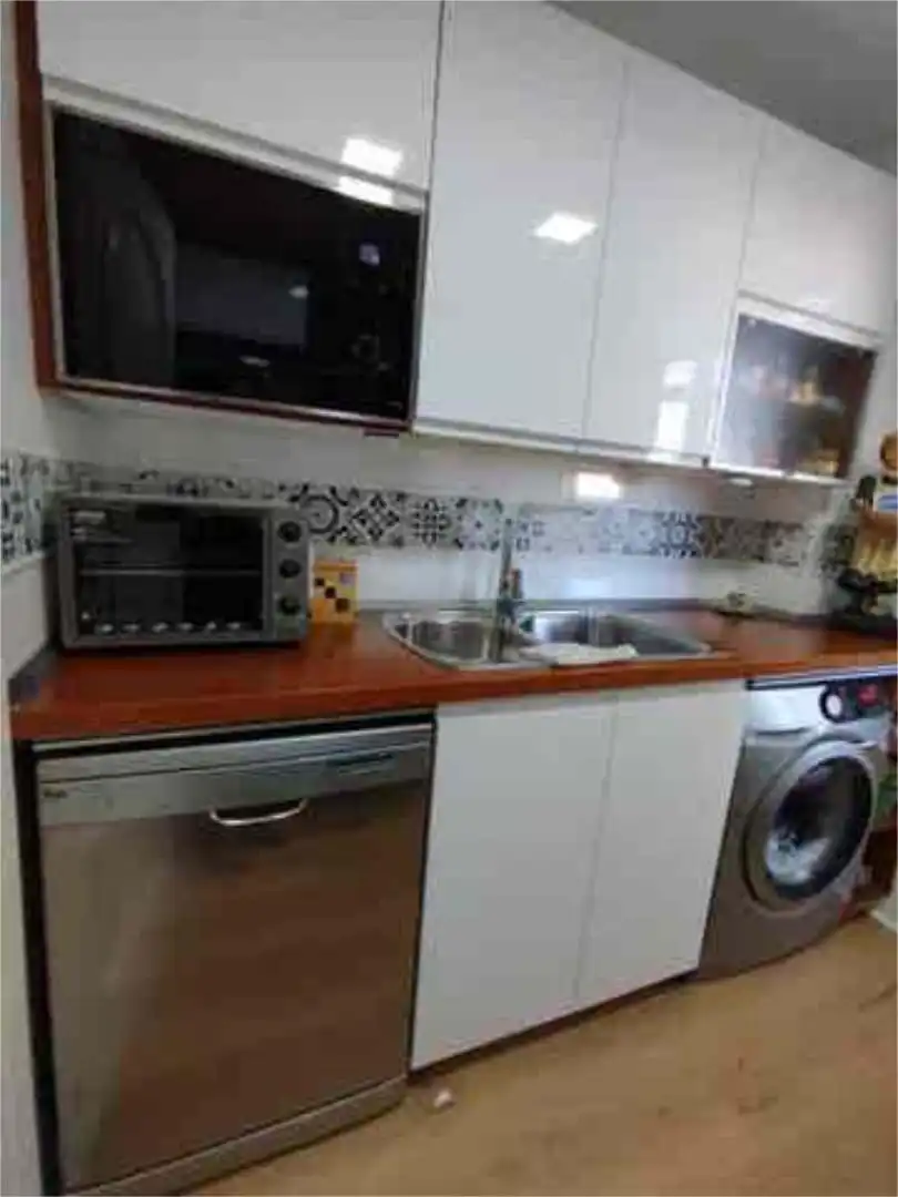 Piso en venta en San Lorenzo Cocina de Piso en venta en Melilla