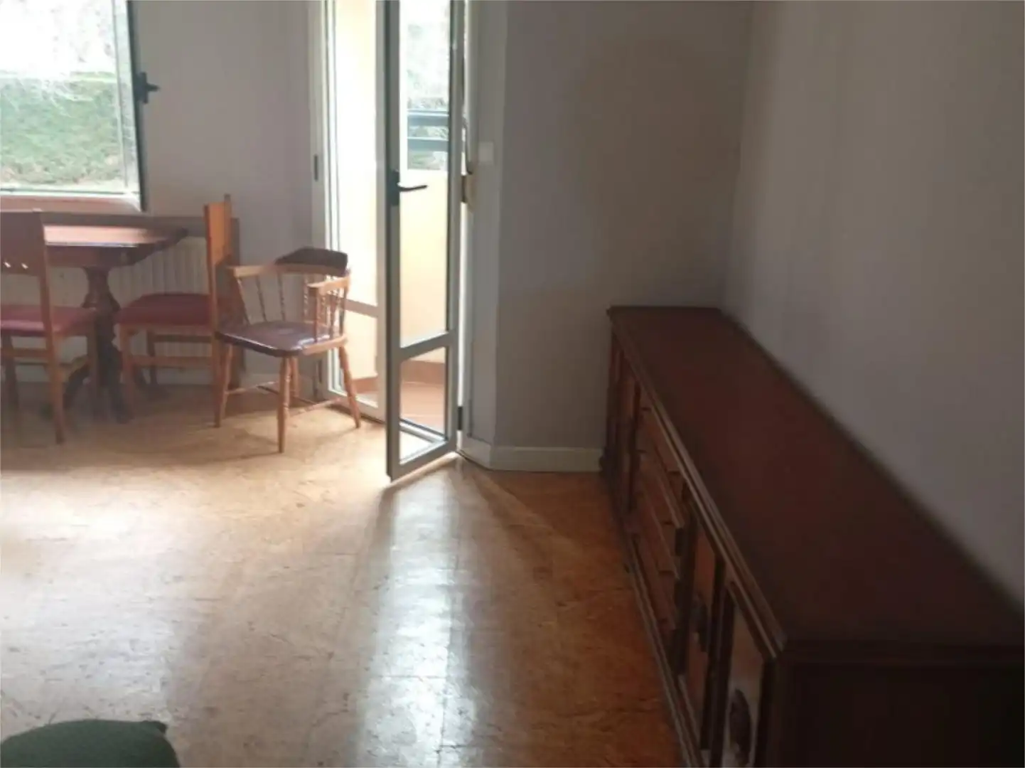 Piso en venta en Calle Matabueyes, 14, Palazuelos de Eresma Habitación de Piso en venta en Palazuelos de Eresma con Calefacción, Jardín privado y Terraza