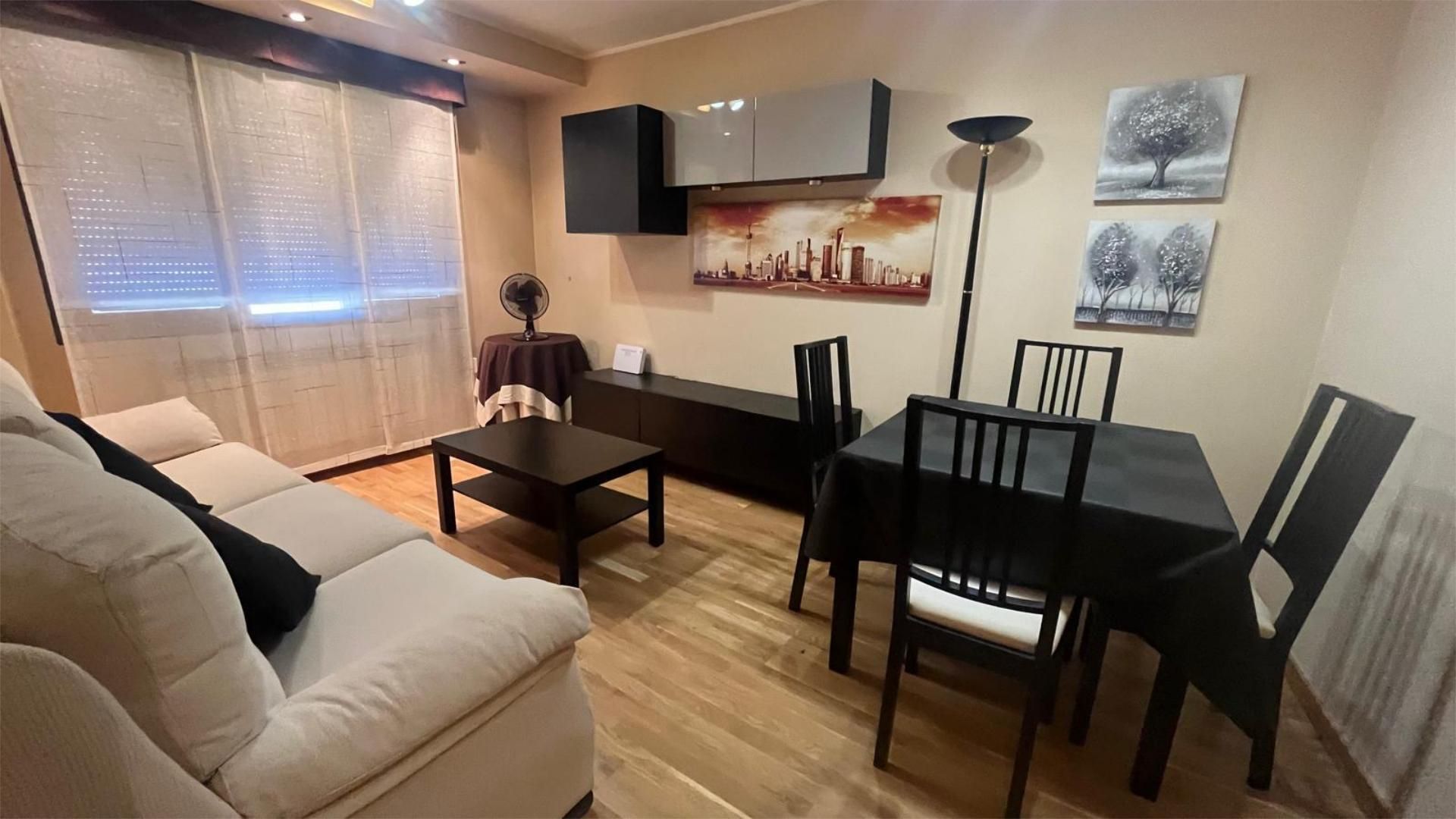 Wohnzimmer von Wohnung zur Miete in Valverde del Majano mit Heizung, Möbliert und Gemeinschaftsparkplatz