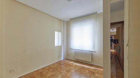 Photo 3 of Flat for rent in Calle de Sancho Dávila, 38, Fuente del Berro,  Madrid Capital