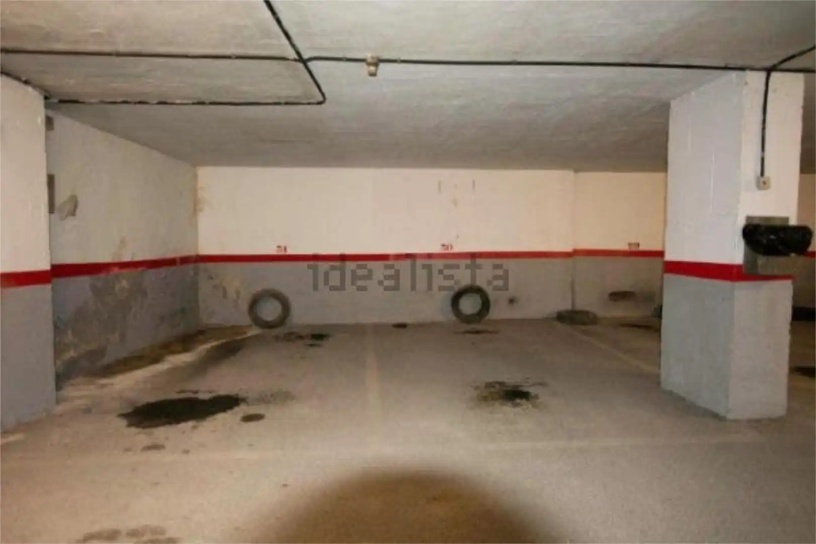 Parkplatz von Garage zur Miete in Oviedo 