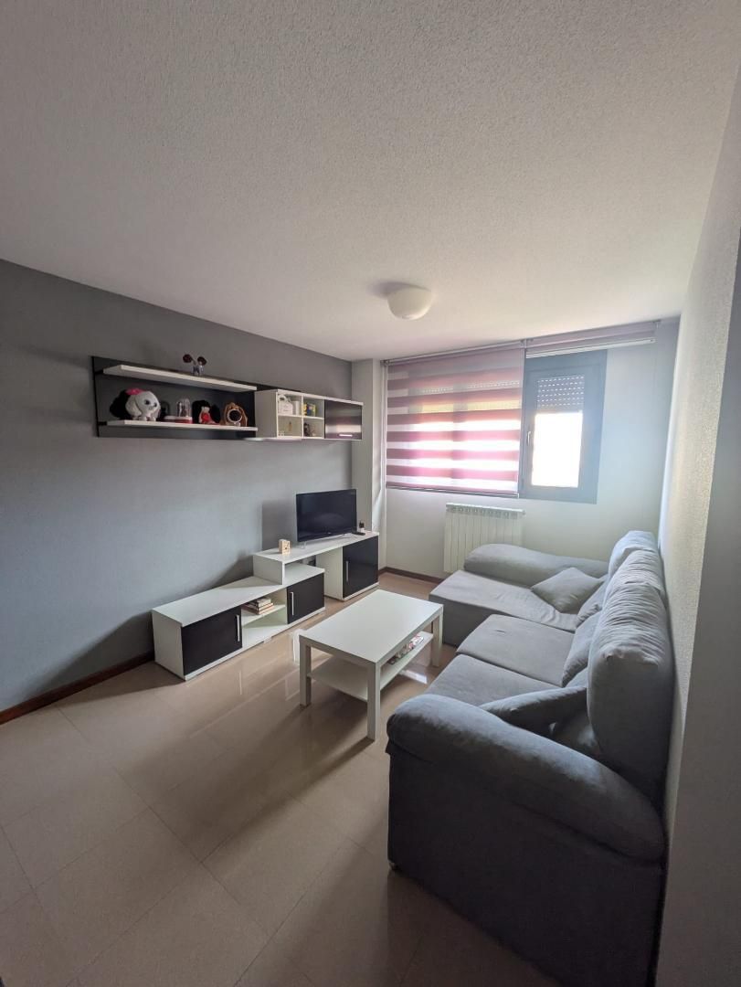 Wohnung zum Verkauf in Calle Sector 39d, 156, Rollo - Puente Ladrillo Wohnzimmer von Wohnung zum Verkauf in Salamanca Capital mit Klimaanlage