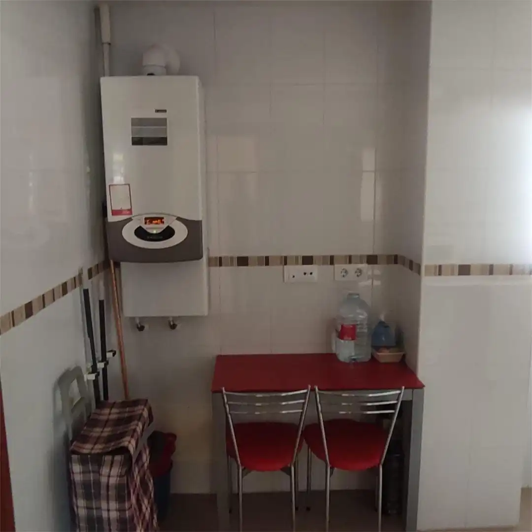 Cocina de Piso en venta en Salamanca con Calefacción, Trastero y Amueblado