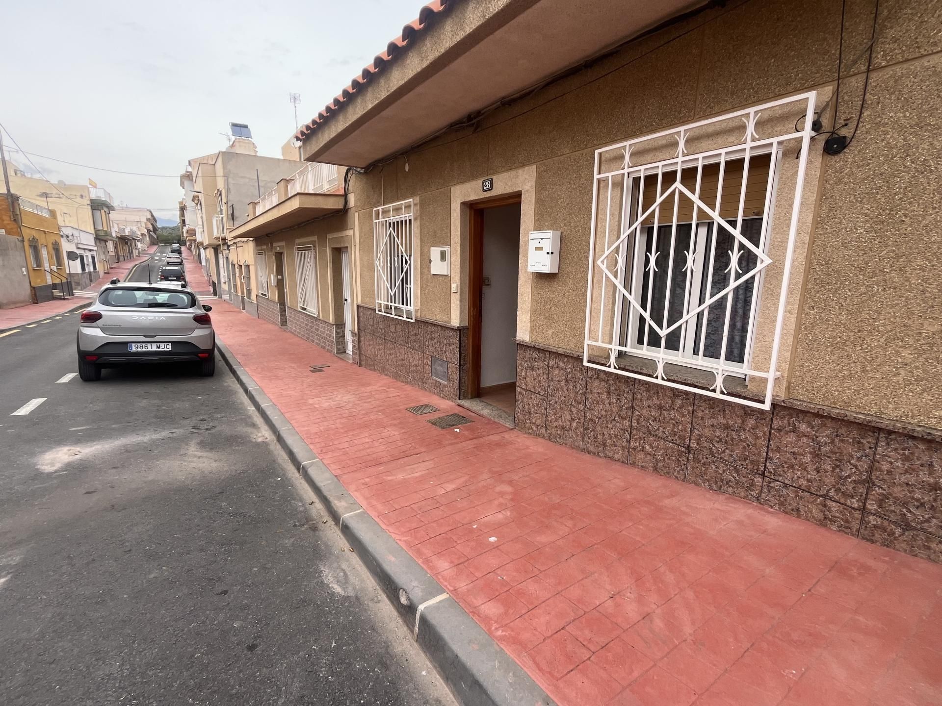 Außenansicht von Erdgeschoss zum Verkauf in Águilas mit Klimaanlage, Terrasse und Möbliert