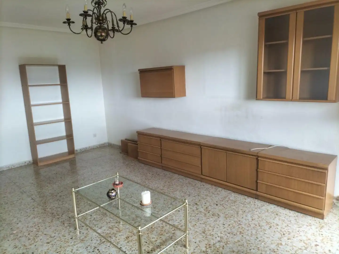 Piso en venta en Paseo del Hospital Militar, 22, Campo Grande Sala de estar de Piso en venta en Valladolid con Calefacción, Jardín privado y Terraza