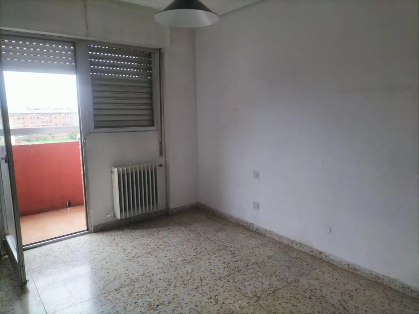 Piso en venta en Paseo del Hospital Militar, 22, Campo Grande Habitación de Piso en venta en Valladolid con Calefacción, Jardín privado y Terraza
