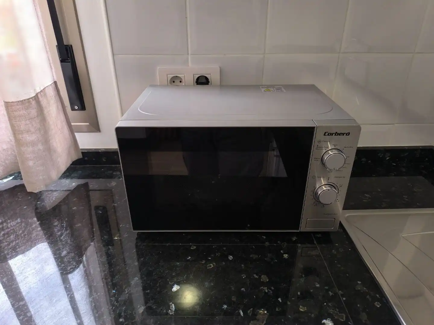 Pis de lloguer a Calle Juan Pablo II, 34, Duggi - Rambla - Los Hoteles Cuina de Pis de lloguer en Santa Cruz de Tenerife amb Moblat i Videoporter