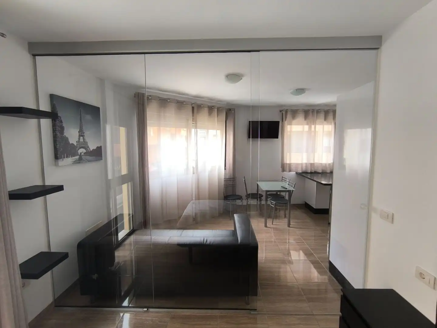 Pis de lloguer a Calle Juan Pablo II, 34, Duggi - Rambla - Los Hoteles Sala d'estar de Pis de lloguer en Santa Cruz de Tenerife amb Moblat i Videoporter