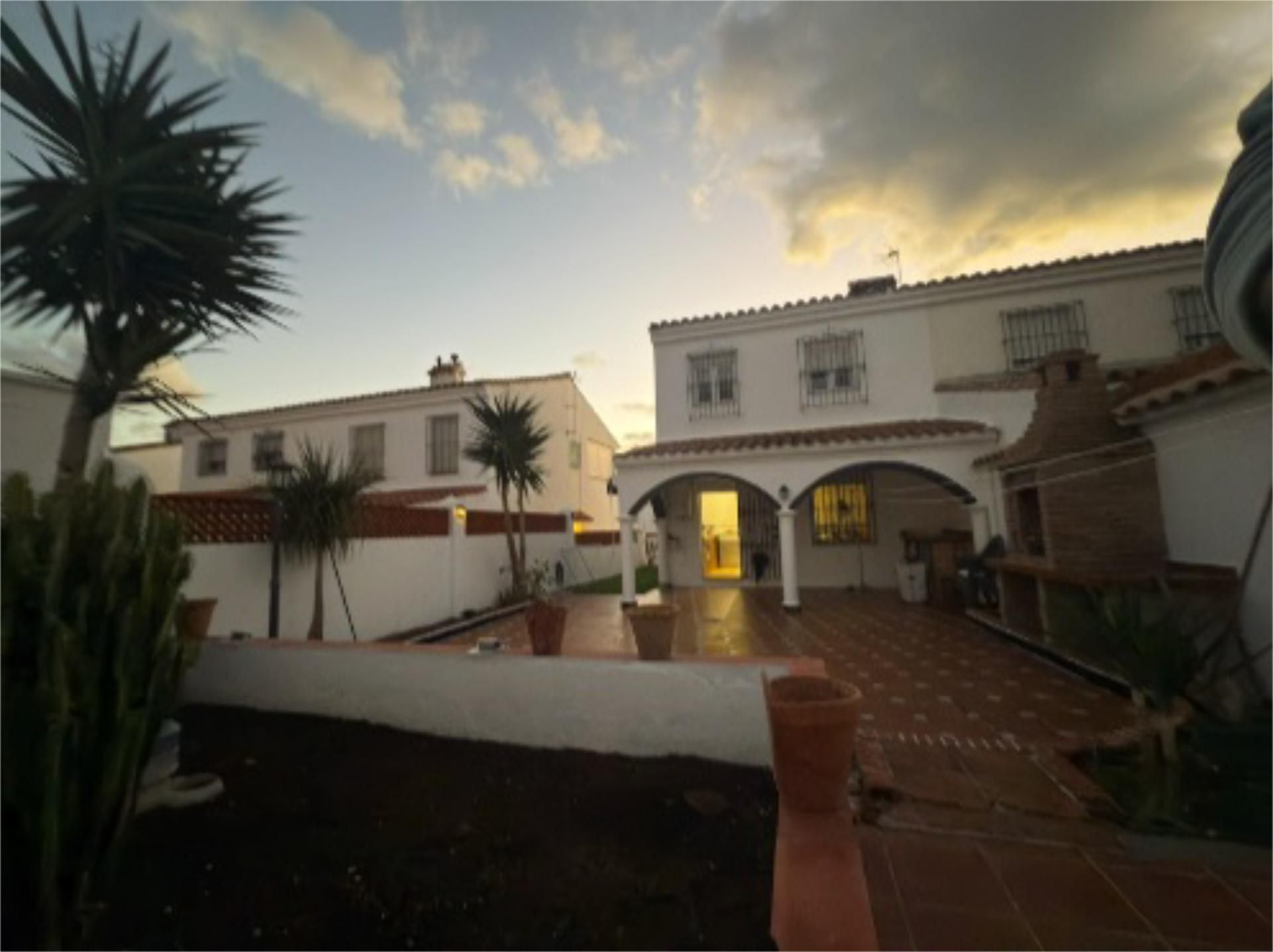 Piso en venta en Calle Velero, 1, San García Vista exterior de Piso en venta en Algeciras con Aire acondicionado, Calefacción y Jardín privado