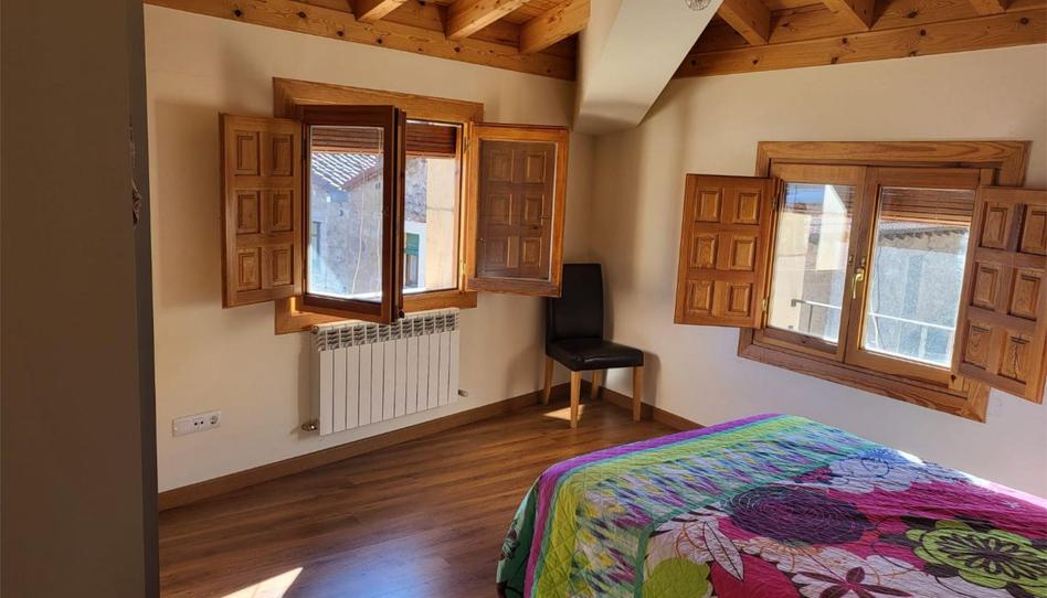 Casa adosada en venda a Calle la Mata, 39, Vinuesa, Soria - imatge 1 Foto 1 de Casa adosada en venda a Calle la Mata, 39, Vinuesa, Soria