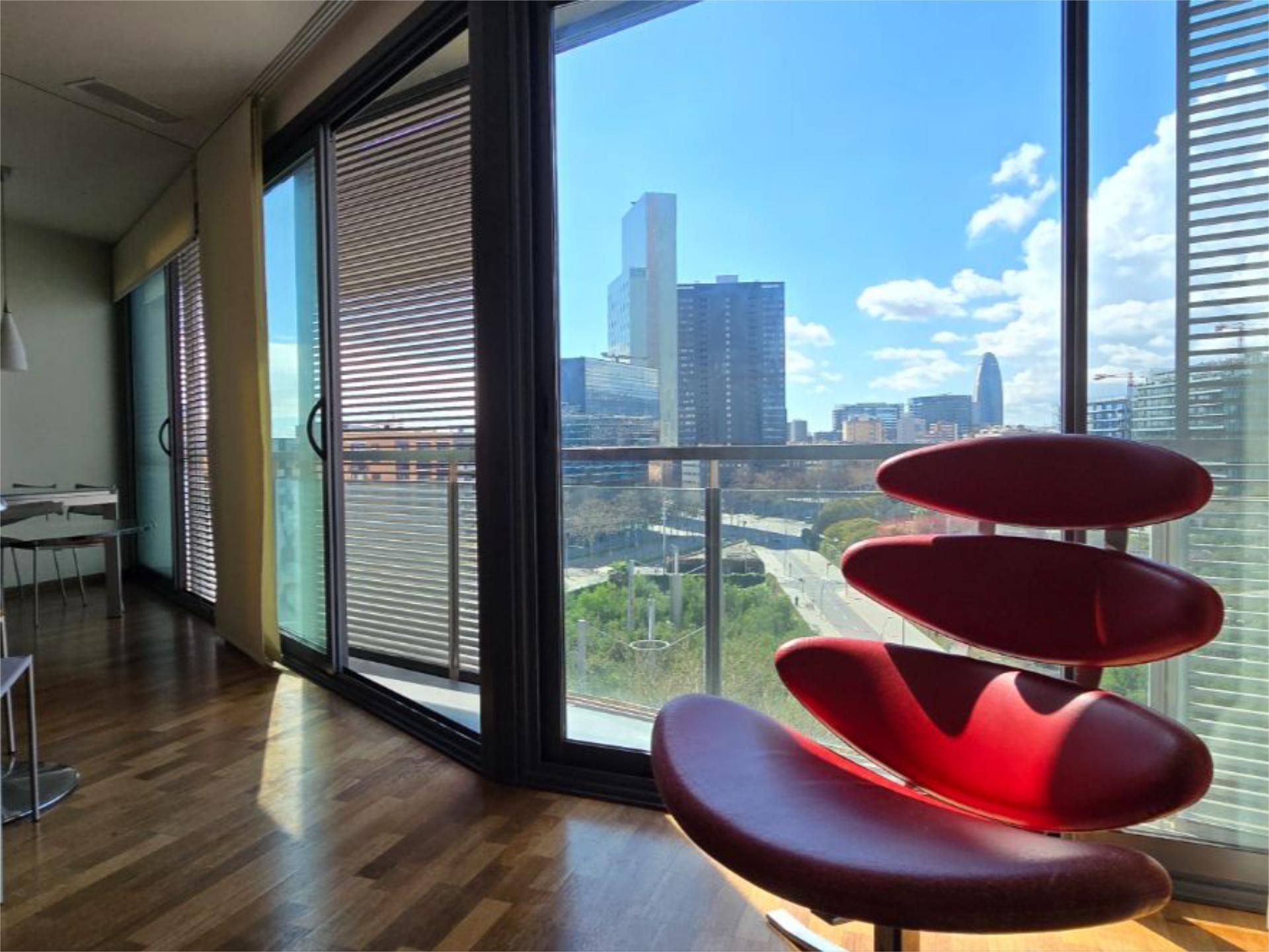 Terrassa de Pis en venda en  Barcelona Capital amb Aire condicionat i Balcó