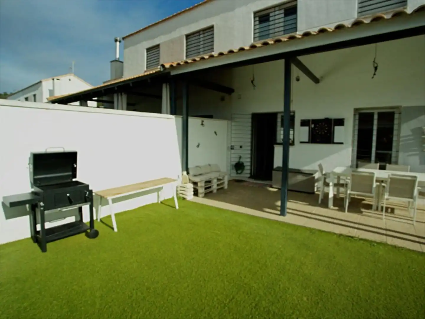 Terrassa de Casa o xalet en venda en San Nicolás del Puerto amb Jardí privat, Terrassa i Traster