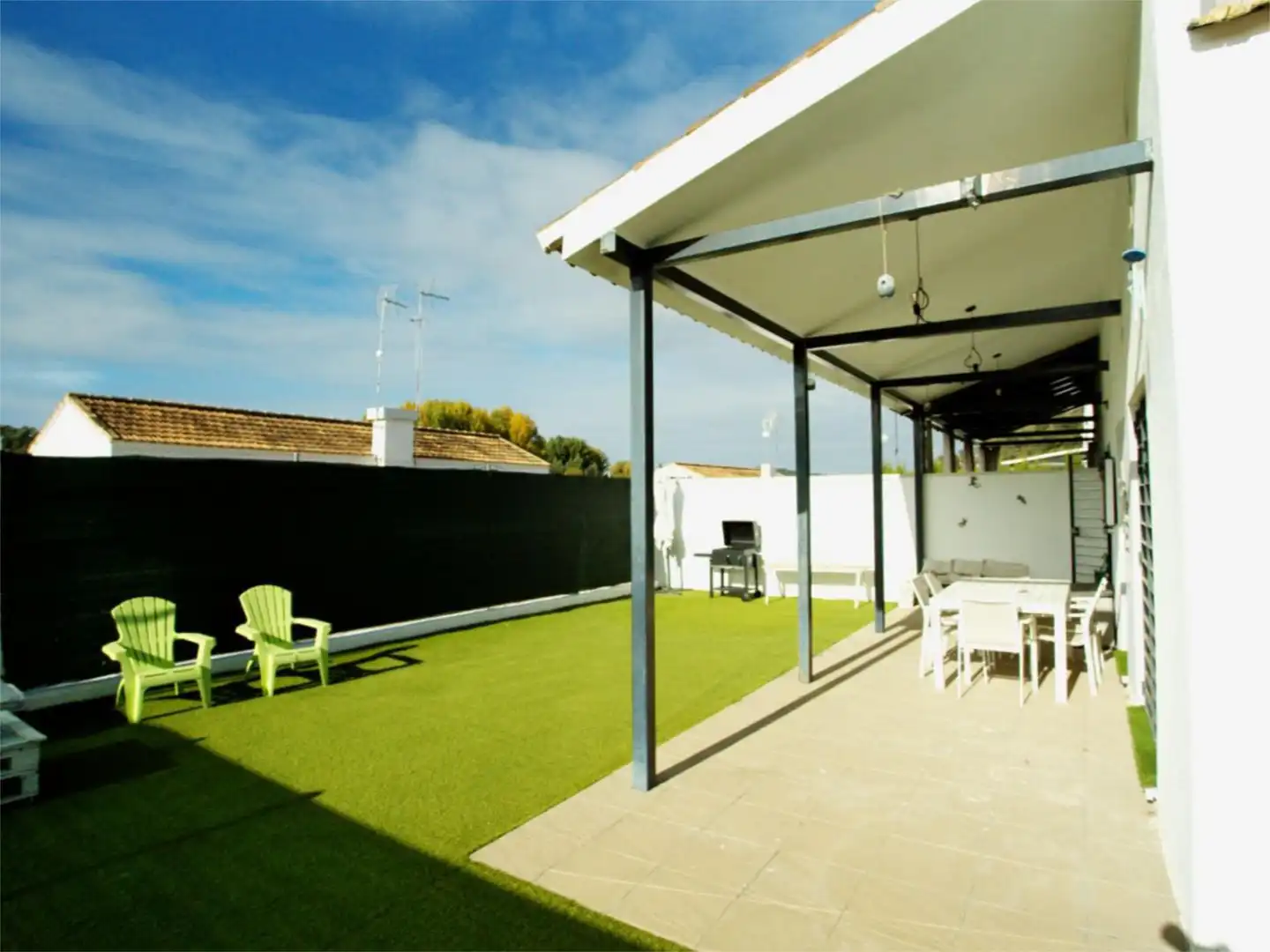 Terrassa de Casa o xalet en venda en San Nicolás del Puerto amb Jardí privat, Terrassa i Traster