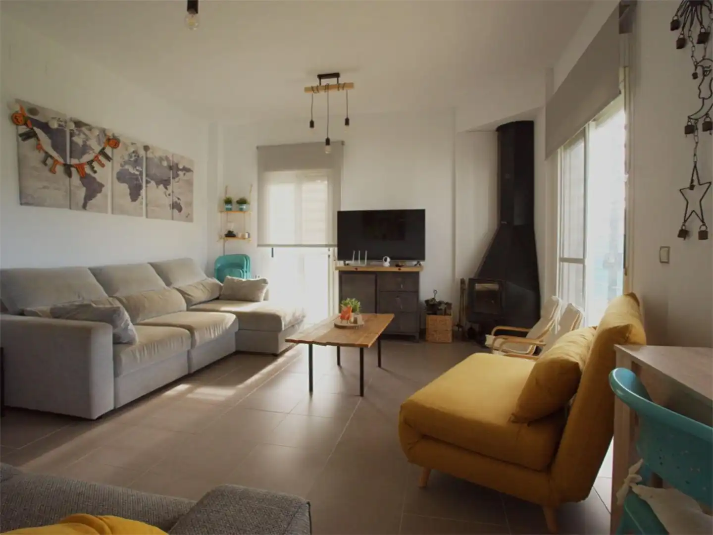 Sala d'estar de Casa o xalet en venda en San Nicolás del Puerto amb Jardí privat, Terrassa i Traster