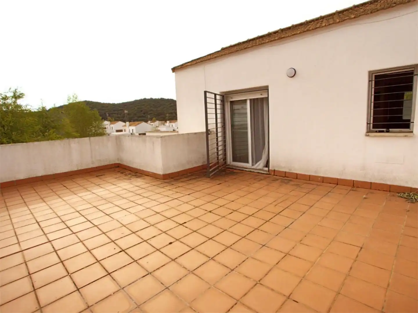 Terrassa de Casa o xalet en venda en San Nicolás del Puerto amb Jardí privat, Terrassa i Traster