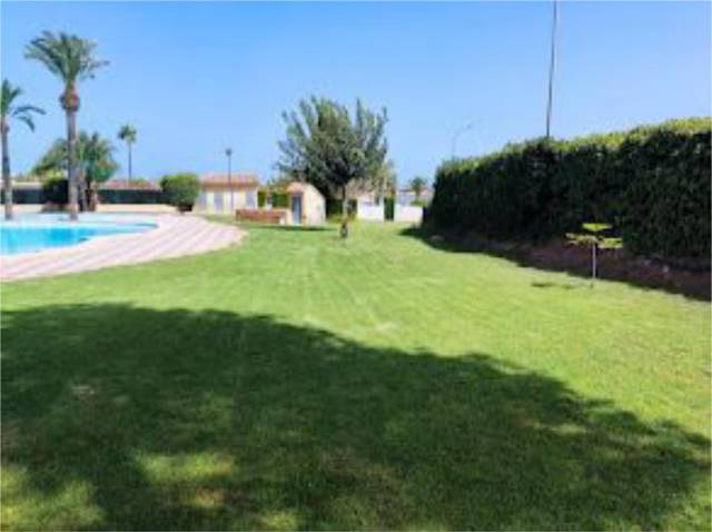 Apartamento en Alquiler en Carrer Polop de la Marina, 12 en Pueblo - Urbanizaciones