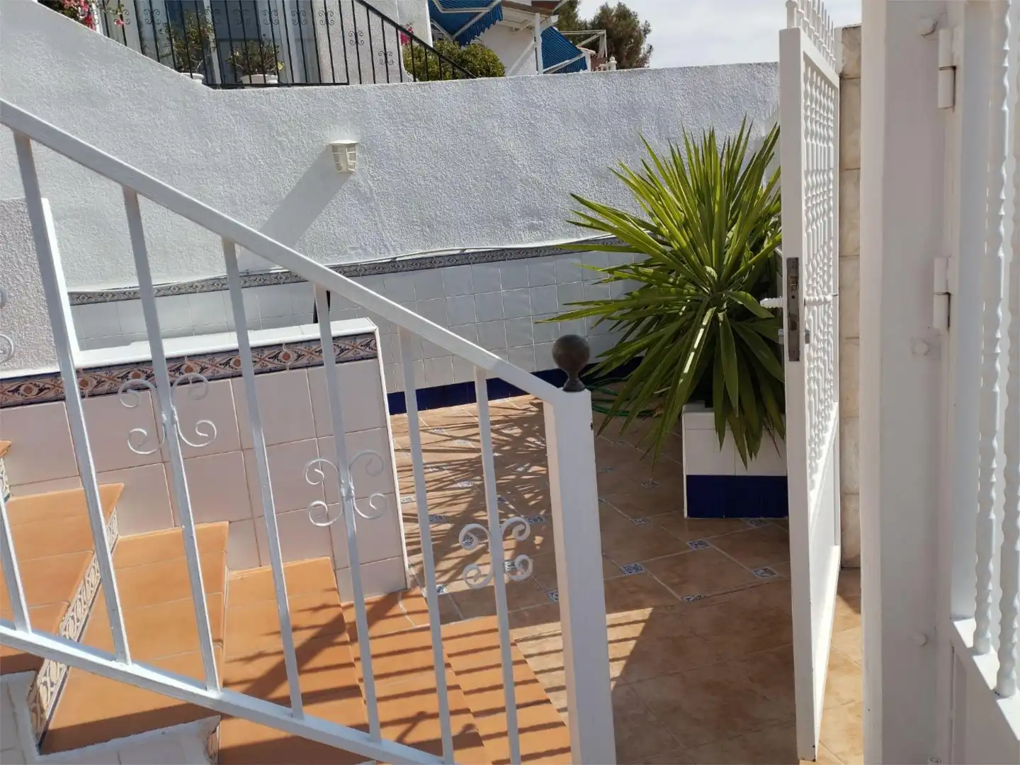 Wohnungen zur Miete in Carrer Polop de la Marina, 12, Pueblo - Urbanizaciones Garten von Wohnungen zur Miete in L'Alfàs del Pi mit Klimaanlage, Heizung und Schwimmbad
