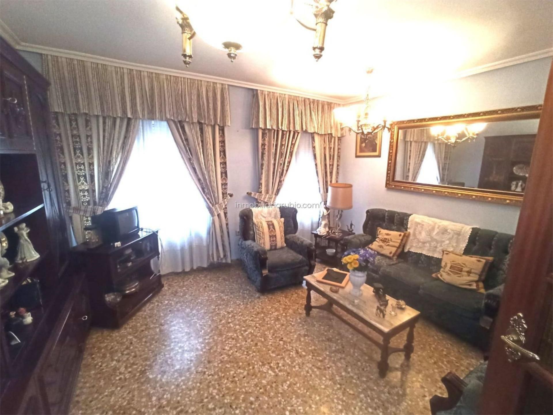 Sala d'estar de Pis en venda en Cáceres Capital amb Aire condicionat, Calefacció i Traster