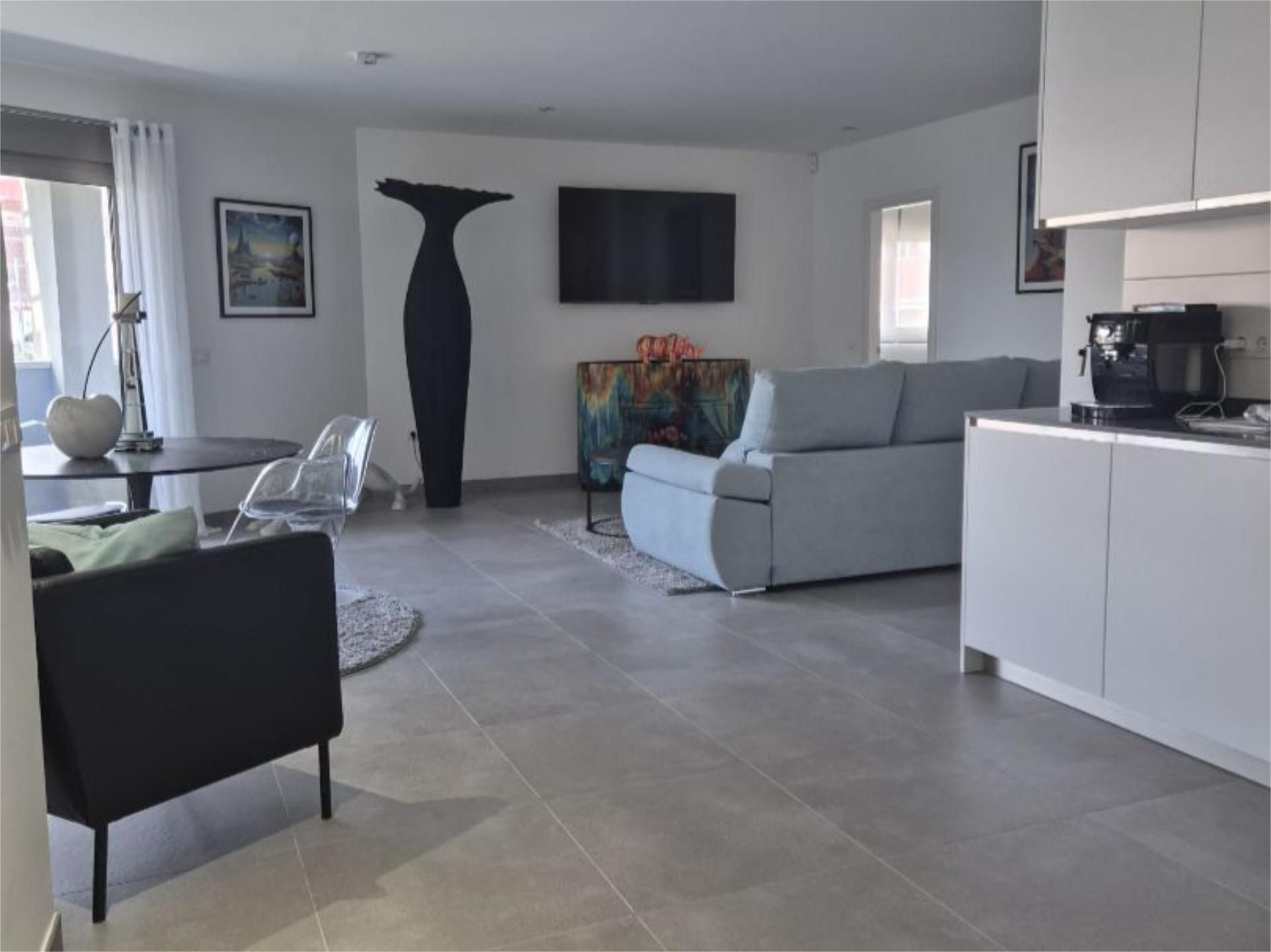 Wohnzimmer von Wohnung zum Verkauf in  Santa Cruz de Tenerife Capital mit Klimaanlage, Terrasse und Abstellraum