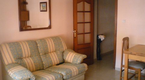 Foto 2 de Piso en venta en Carrer Cronista Viravens, 25, Carolinas Bajas, Alicante / Alacant