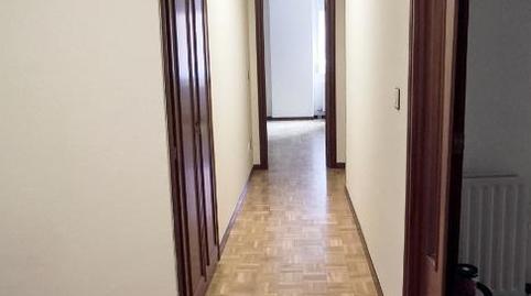 Foto 3 de Piso de alquiler en Pintor Aurelio Verá-fajardo Kalea, 10, San Martín, Vitoria - Gasteiz