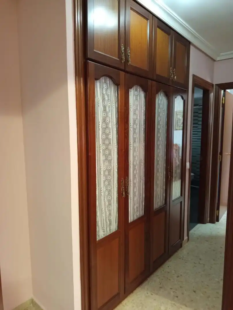 Wohnung zum Verkauf in Detras Cortijo Vides, 79, La Granja - La Colina - Los Pastores Wohnung zum Verkauf in Algeciras mit Klimaanlage, Terrasse und Abstellraum