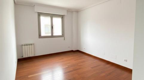 Flat for sale in Calle Francisco Tomás y Valiente, 1, Peñacastillo - Nueva Montaña, Santander - image 2 Photo 2 of Flat for sale in Calle Francisco Tomás y Valiente, 1, Peñacastillo - Nueva Montaña, Santander