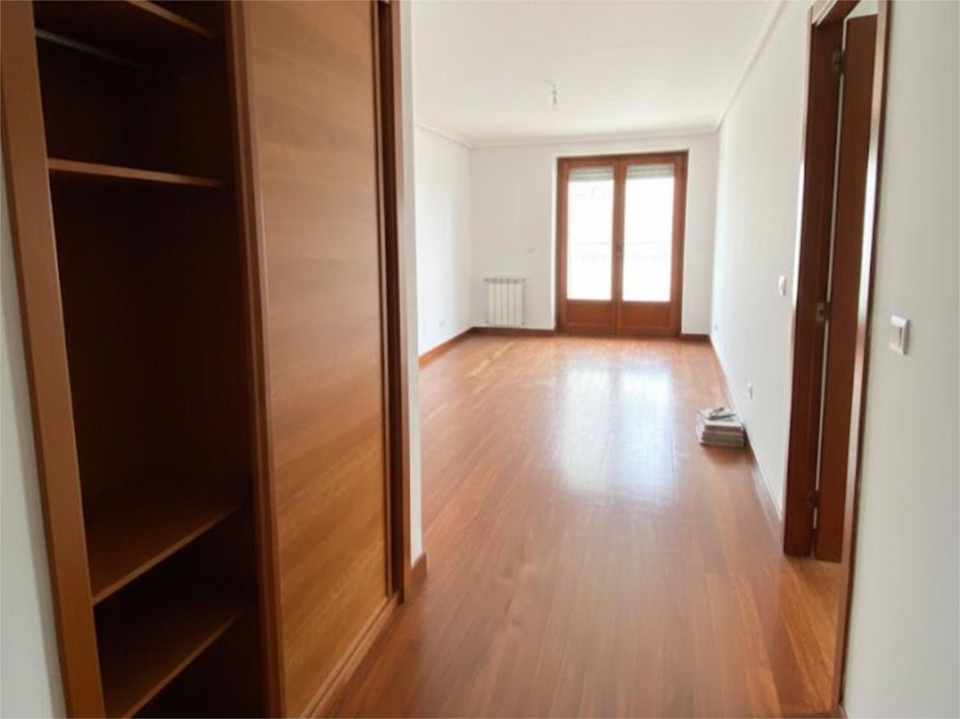 Flat for sale in Calle Francisco Tomás y Valiente, 1, Peñacastillo - Nueva Montaña Flat for sale in Santander