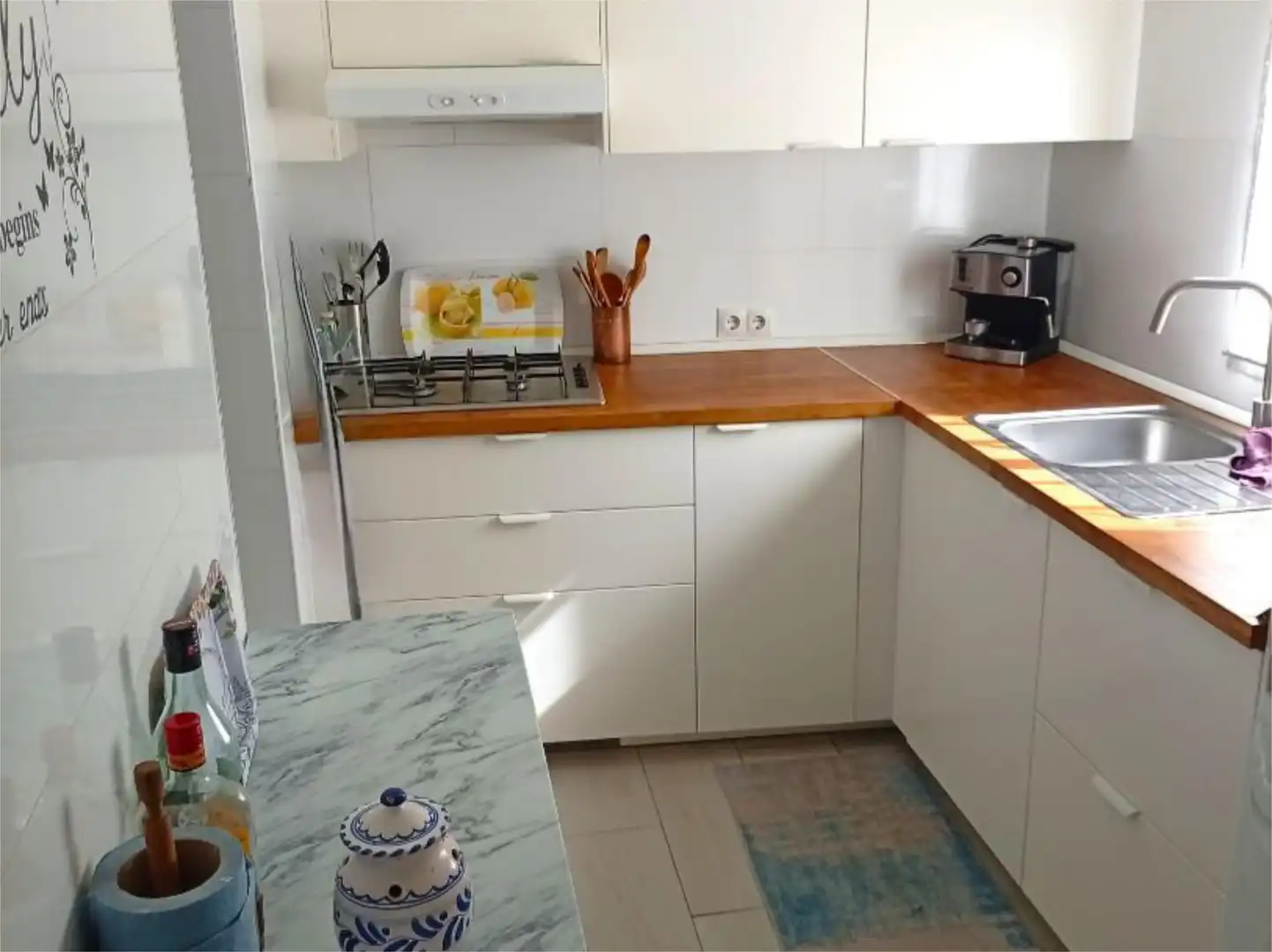 Piso en venta en Calle Río Bullones, 791, El Casar Cocina de Piso en venta en El Casar con Calefacción, Jardín privado y Amueblado