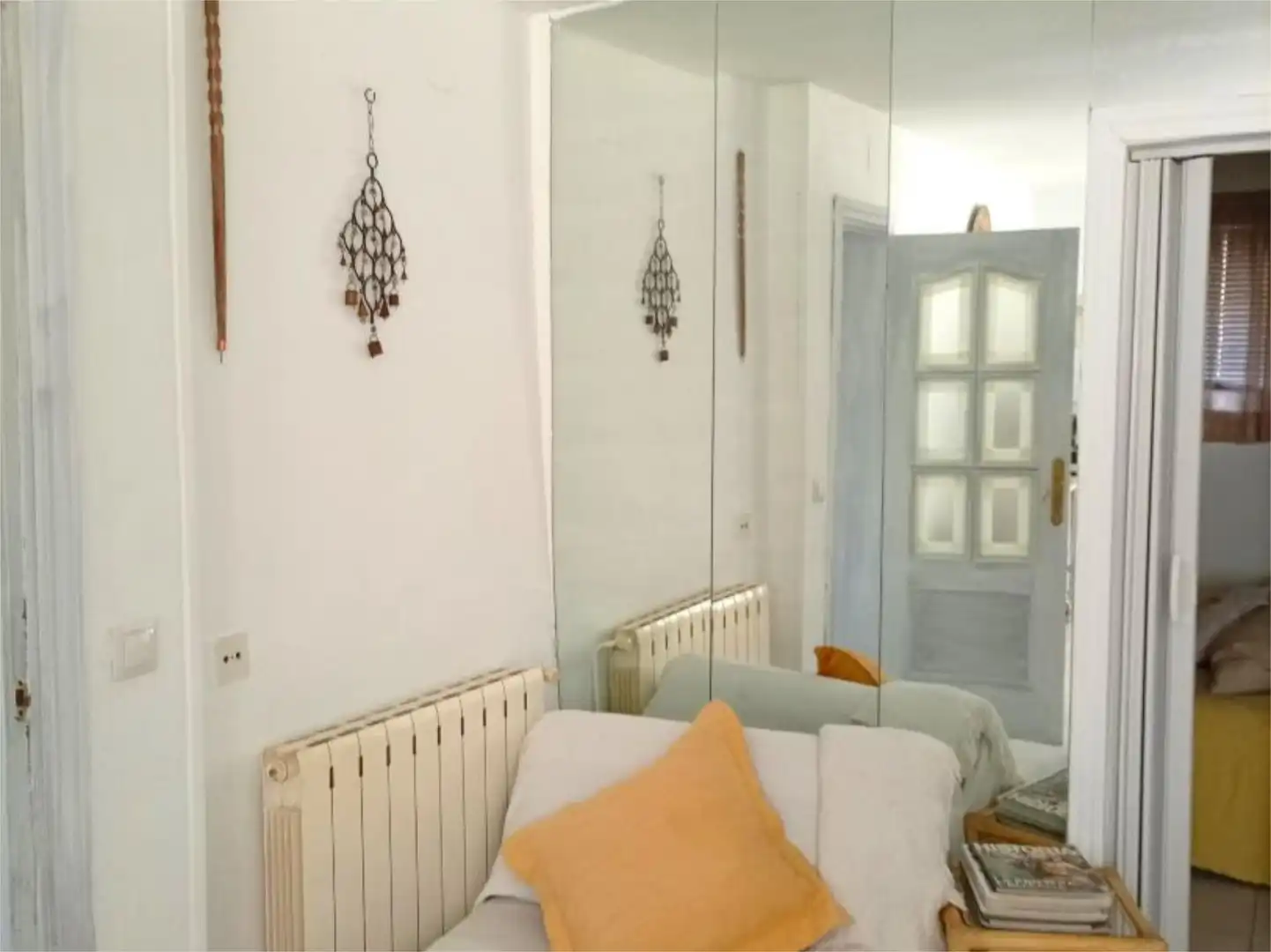 Piso en venta en Calle Río Bullones, 791, El Casar Habitación de Piso en venta en El Casar con Calefacción, Jardín privado y Amueblado