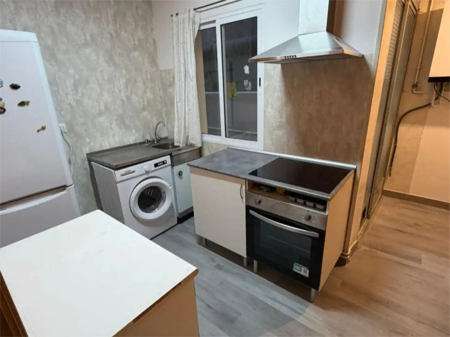 Habitació a Calle de Pinto, 57, Calle Pinto - San Roque Cuina de Pis per a compartir en Parla amb Calefacció i Moblat