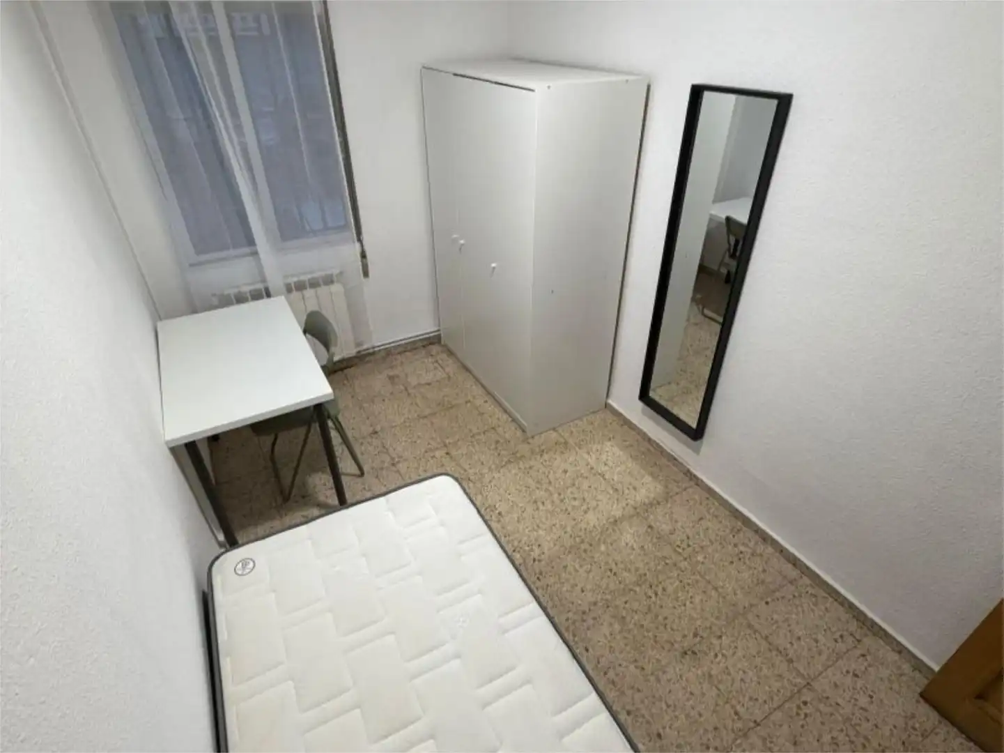 Habitació a Calle de Pinto, 57, Calle Pinto - San Roque Dormitori de Pis per a compartir en Parla amb Calefacció i Moblat