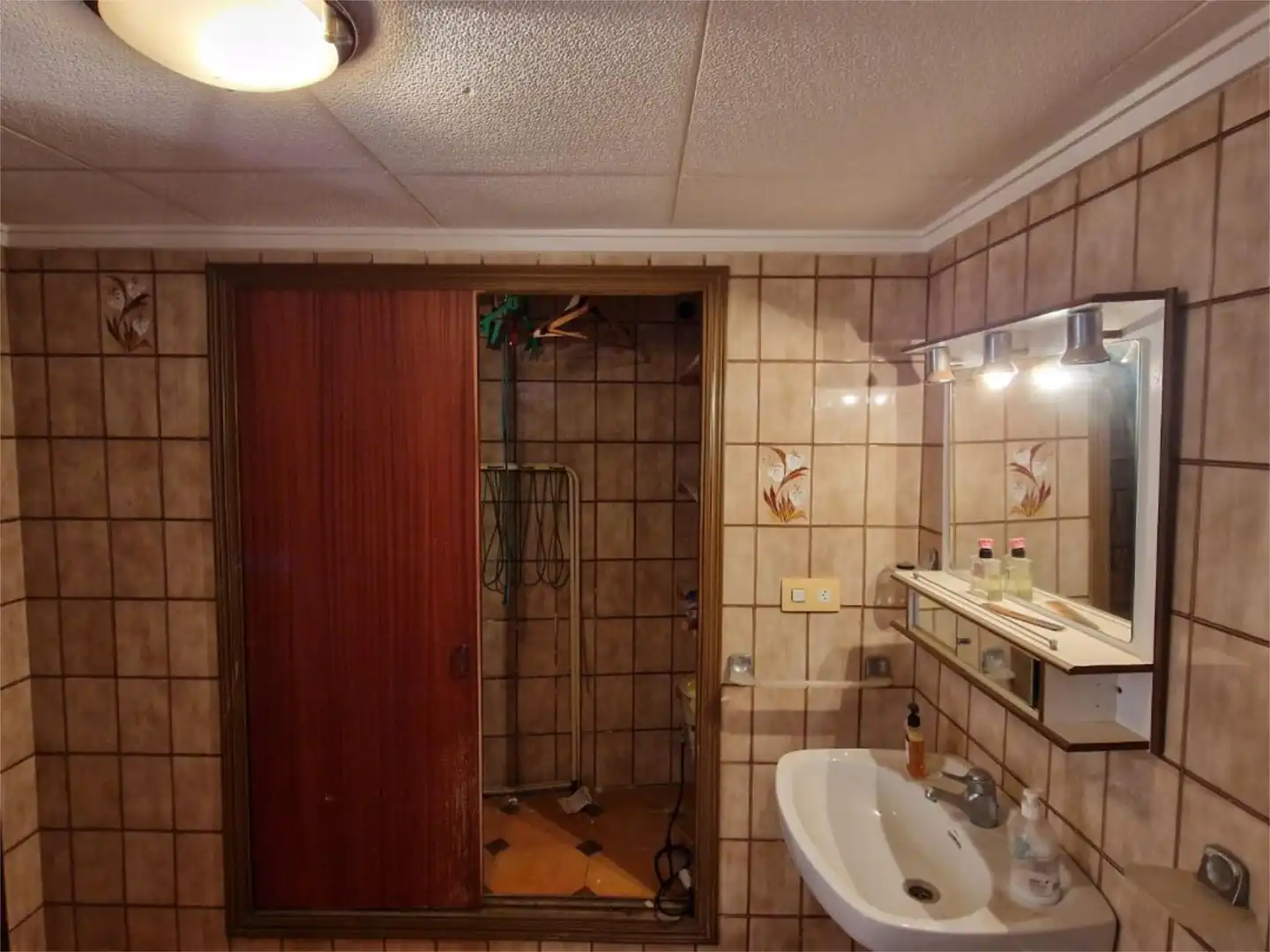 Piso en venta en Carrer Sant Josep, 5, Novelda Baño de Piso en venta en Novelda con Trastero y Balcón