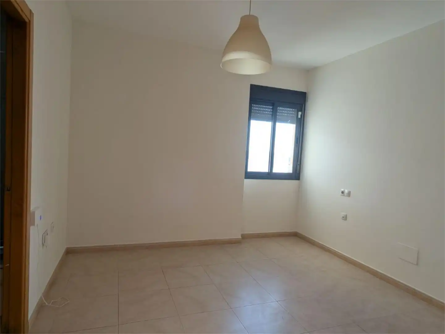 Piso en venta en Costacabana - Loma Cabrera Habitación de Piso en venta en Almería con Trastero, Parking comunitario y Balcón