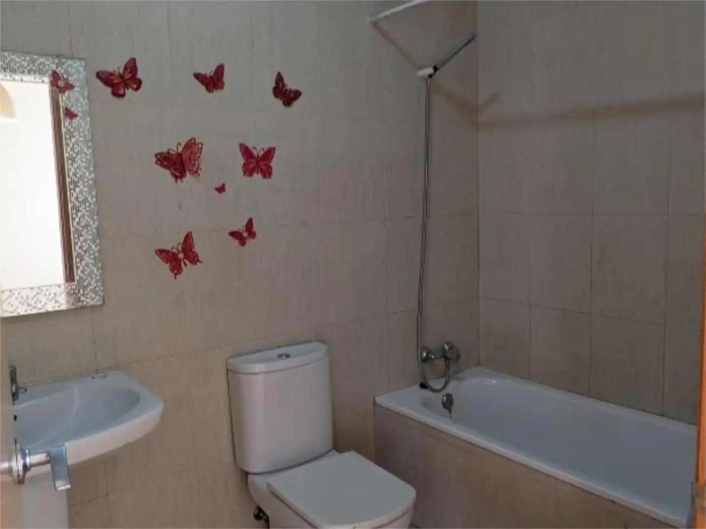 Piso en venta en Costacabana - Loma Cabrera Baño de Piso en venta en Almería con Trastero, Parking comunitario y Balcón