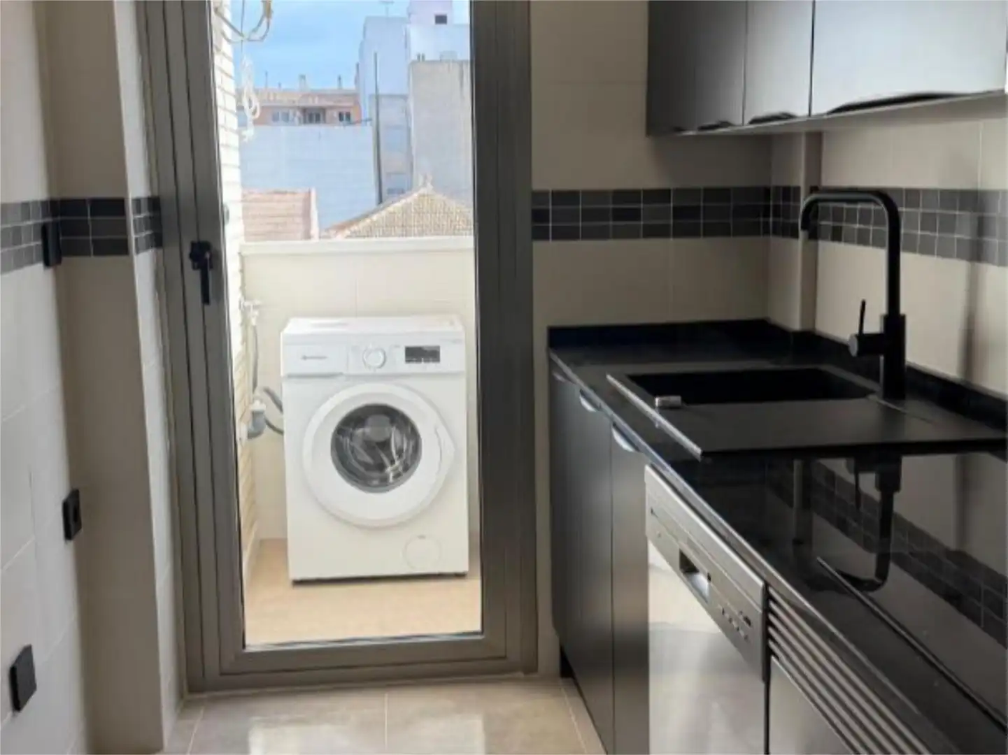 Pis de lloguer a Carrer General Bañuls, 16, Bigastro Cuina de Pis de lloguer en Bigastro amb Aire condicionat, Calefacció i Terrassa