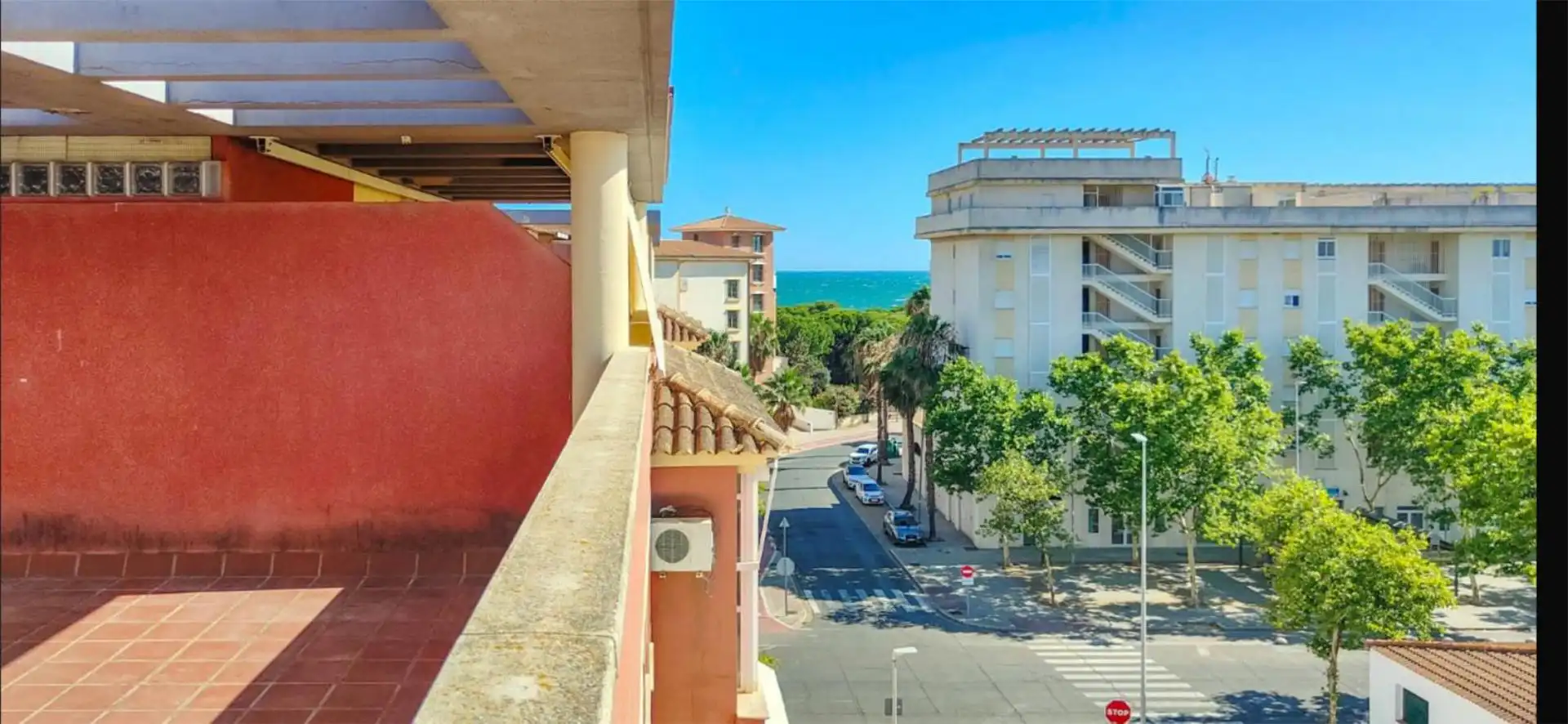 Exterior view of Attic for sale in Isla Cristina  with Air Conditioner, Private garden and Terrace