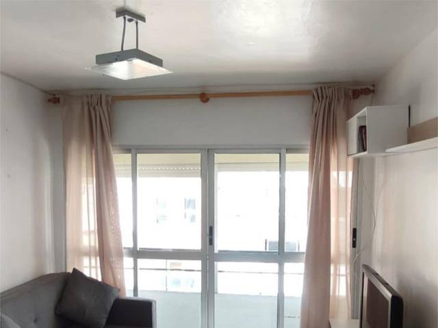 Piso en Alquiler en Avenida Málaga, 11 en San Cristóbal