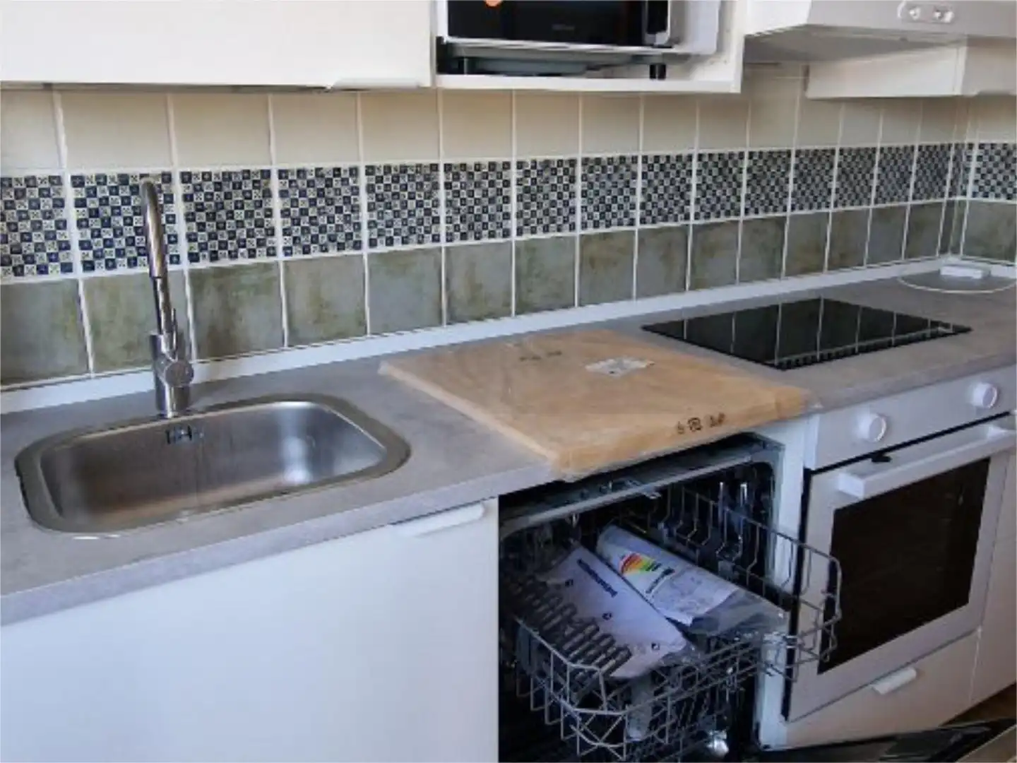 Zimmer in Plaza Constitución, 10, Argés Küche von Wohnung zur untervermieten in Argés mit Heizung und Möbliert
