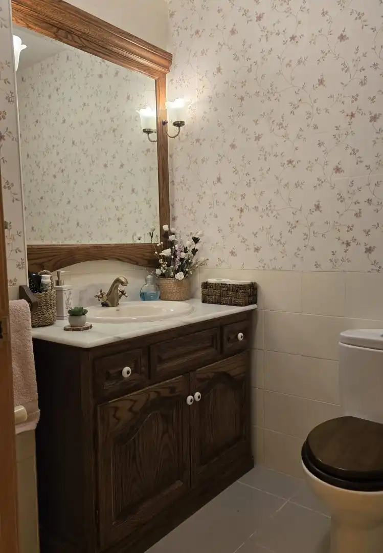 Piso en venta en Calle de Atapuerca, 5, PAU de Carabanchel Baño de Piso en venta en Madrid con Aire acondicionado, Calefacción y Jardín privado