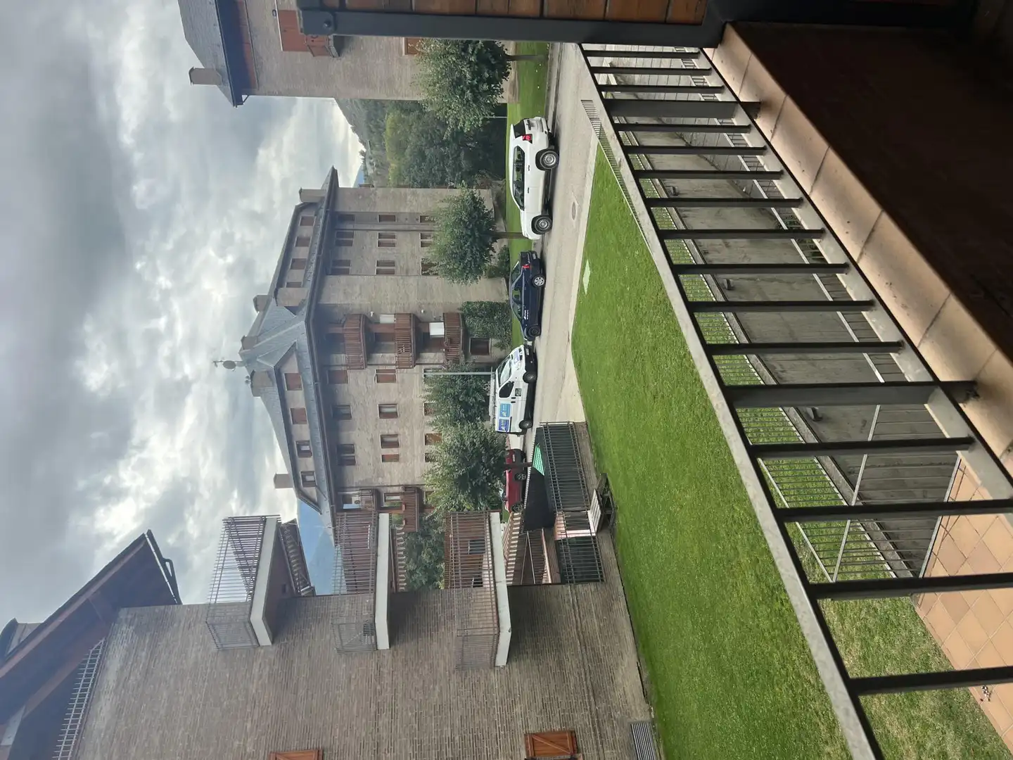 Flat for rent in Carrer Estanys de Pallars, 7, Sort Exterior view of Flat for rent in Sort with Heating, Private garden and Parquet flooring