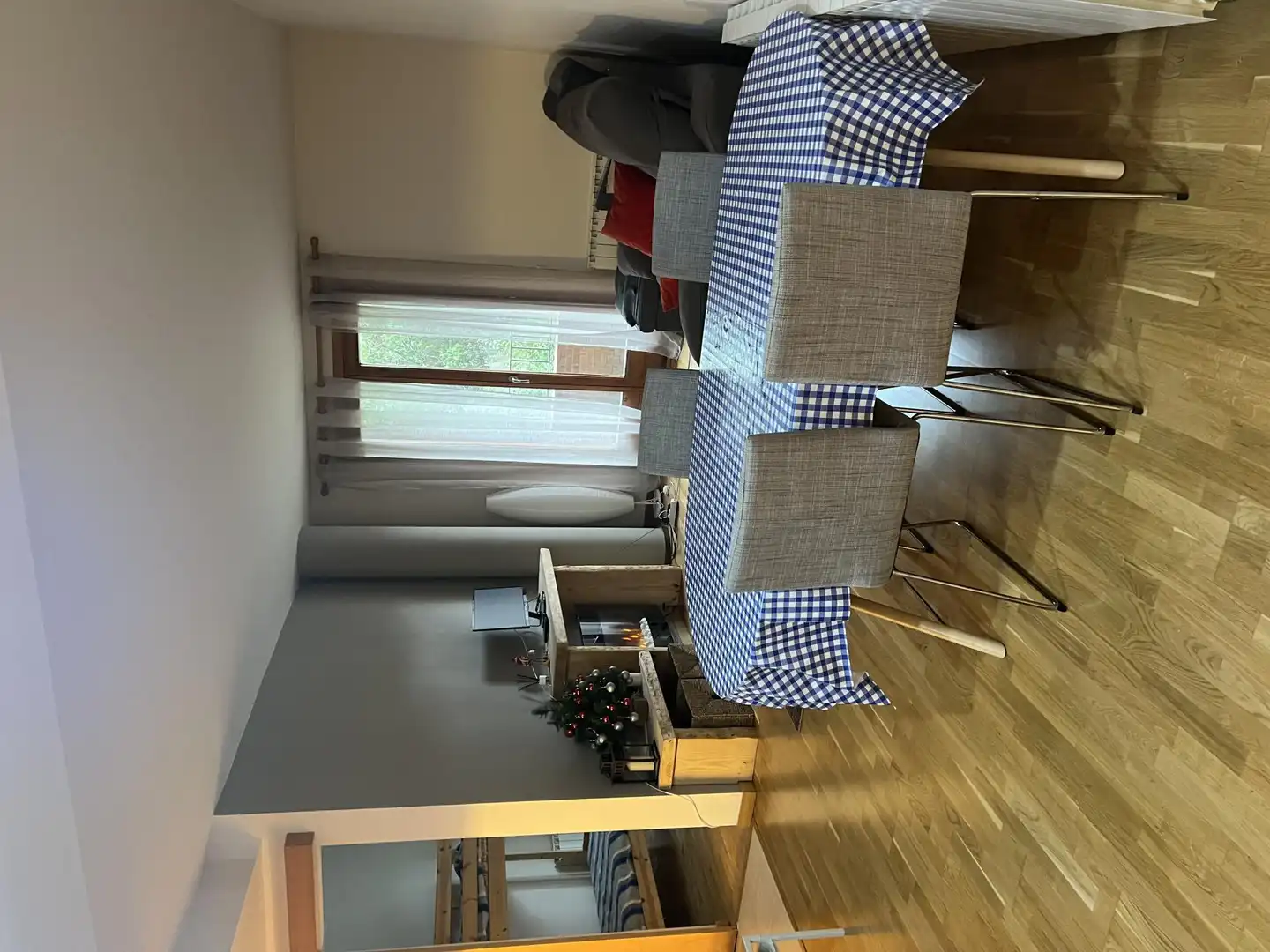 Flat for rent in Carrer Estanys de Pallars, 7, Sort Dining room of Flat for rent in Sort with Heating, Private garden and Parquet flooring