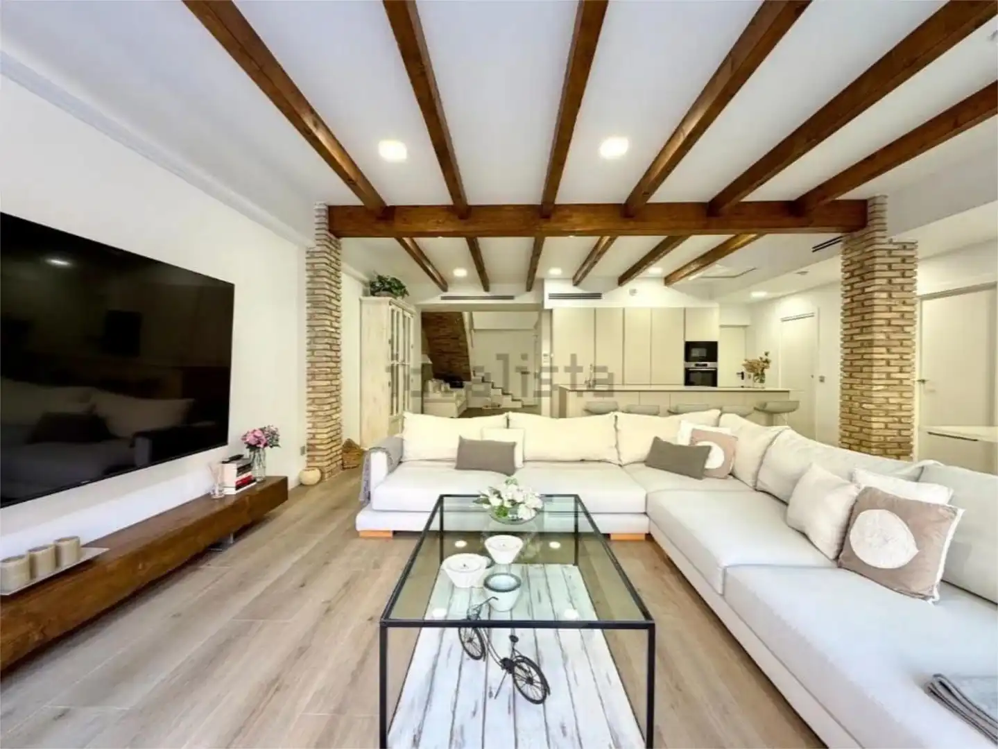 Piso en venta en Carrer Manises, 3, Aldaia Sala de estar de Piso en venta en Aldaia con Aire acondicionado, Terraza y Piscina