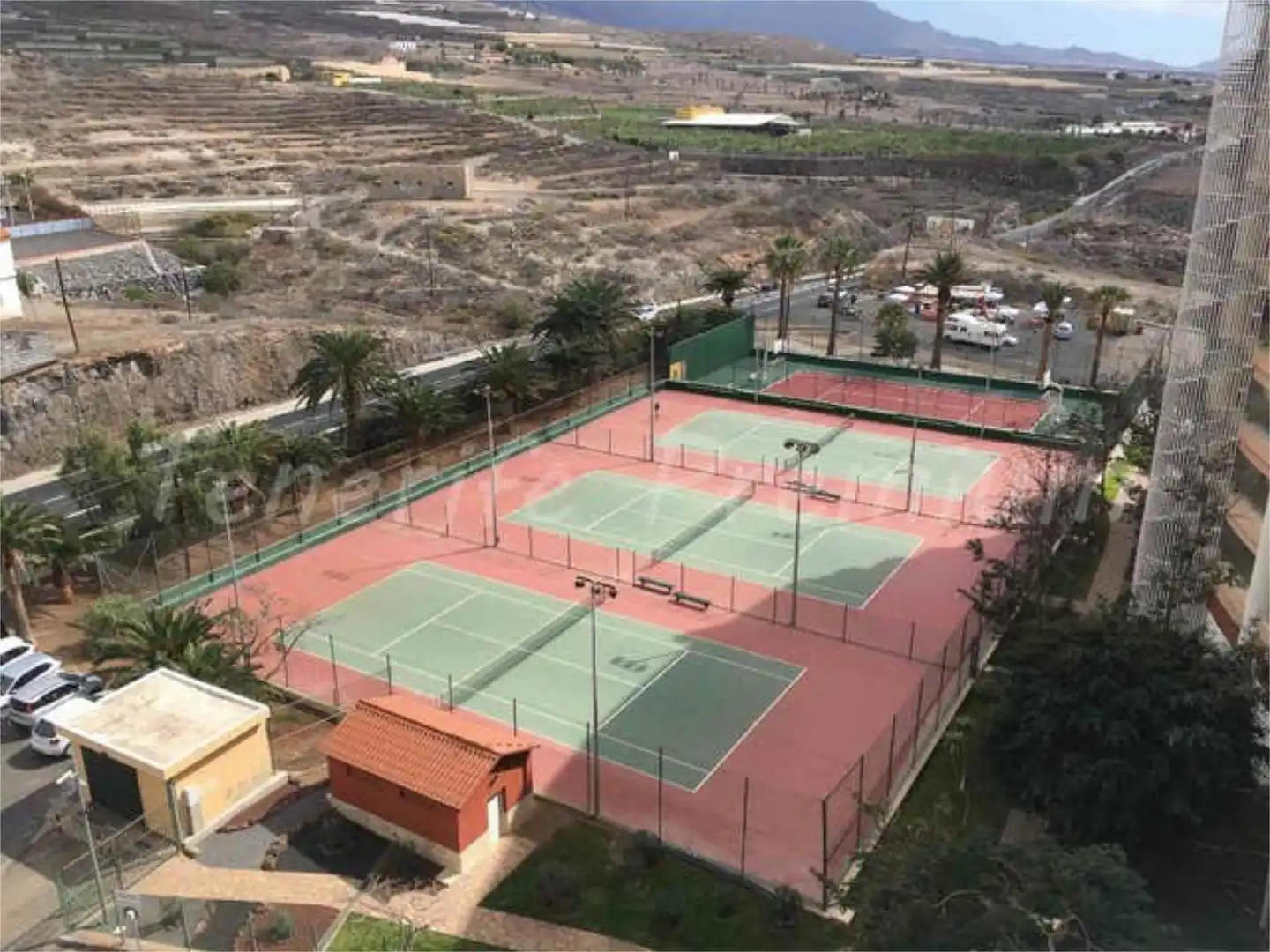 Vista exterior de Apartamento en venta en Adeje con Terraza y Piscina