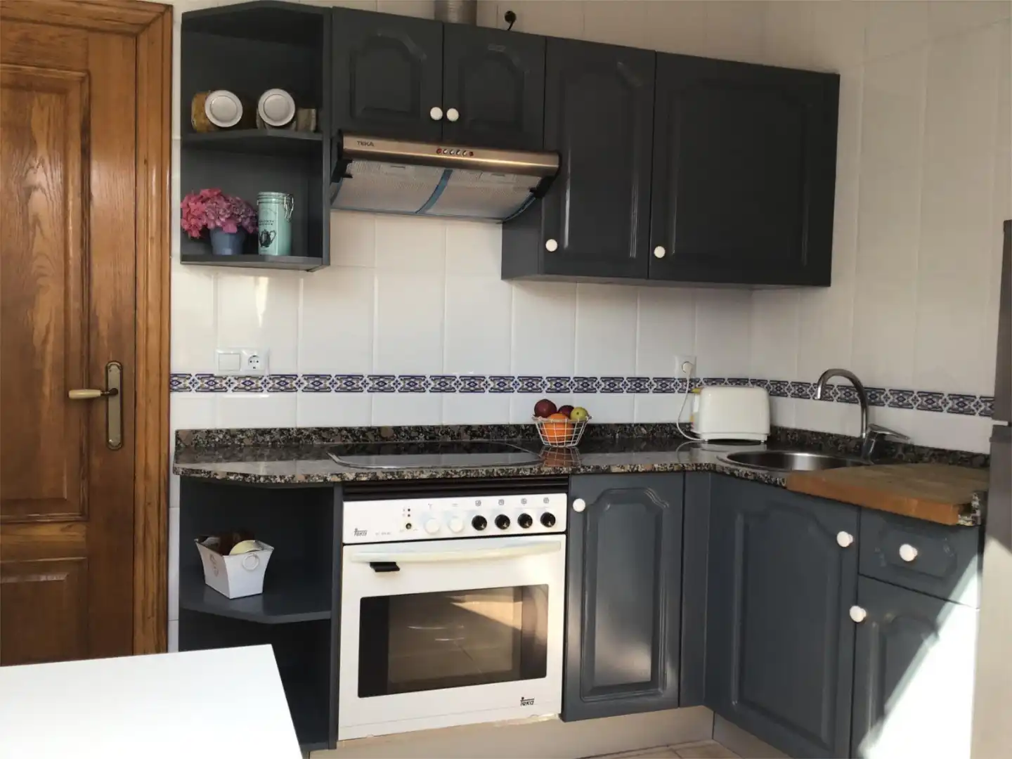 Apartamento de alquiler en Calle Camilo Alonso Vega, 2, Llanes pueblo Cocina de Apartamento de alquiler en Llanes con Calefacción, Parquet y Trastero
