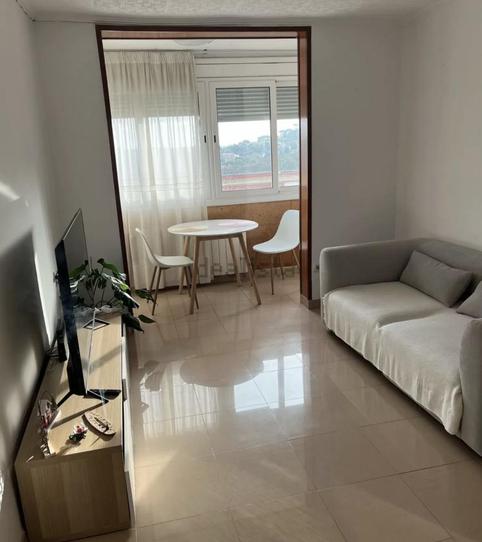 Photo 2 of Flat for share in Avinguda Dels Rasos de Peguera, 130, Ciutat Meridiana,  Barcelona Capital